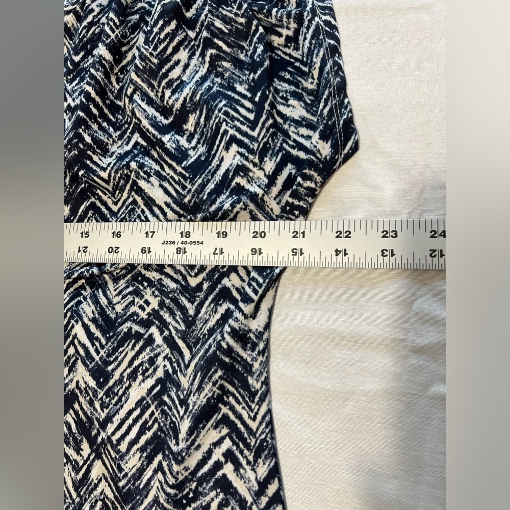 Dressbarn Top, Large - Picture 4 of 7